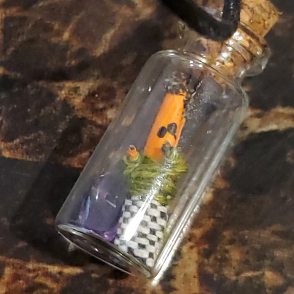Voodoo Doll Worry Doll Amethyst Wish Bottle Spell Charm Necklace Handmade - Picture 4 of 6